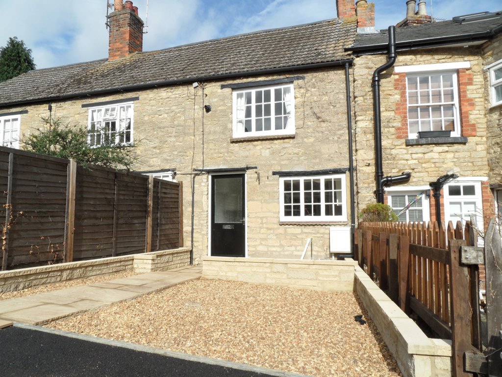 Clickers Yard, OLNEY, 